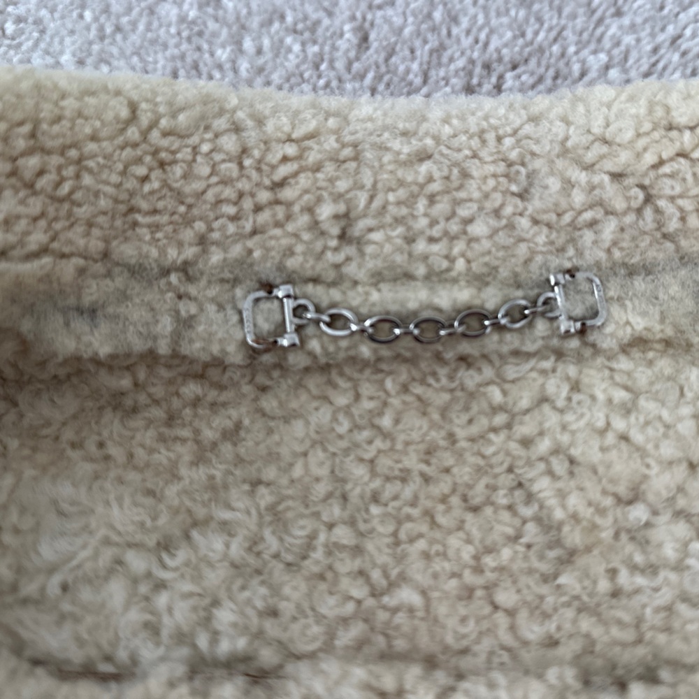 GUCCI Shearling Leather Jacket w/ Belt - Picture 7 of 10